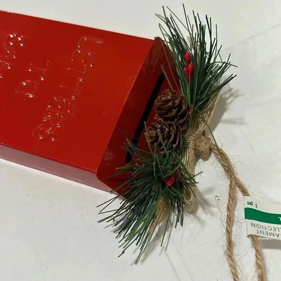 Ashland White Letters To Santa Mailbox Metal - Picture 4 of 6